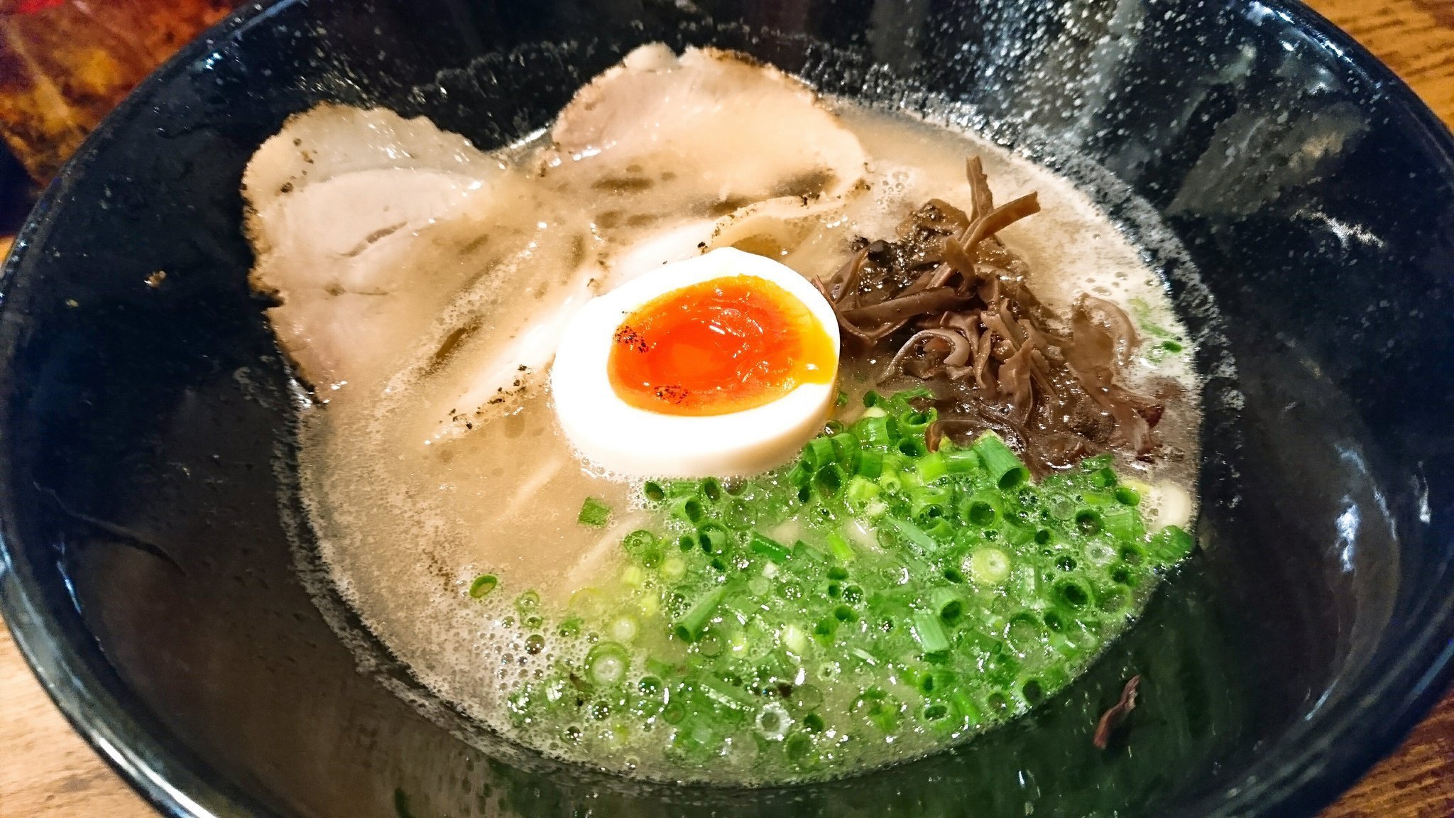 『らーめん小僧』福島 こってりラーメン「極濃ラーメン 極」が絶品！福島の有名ラーメン店