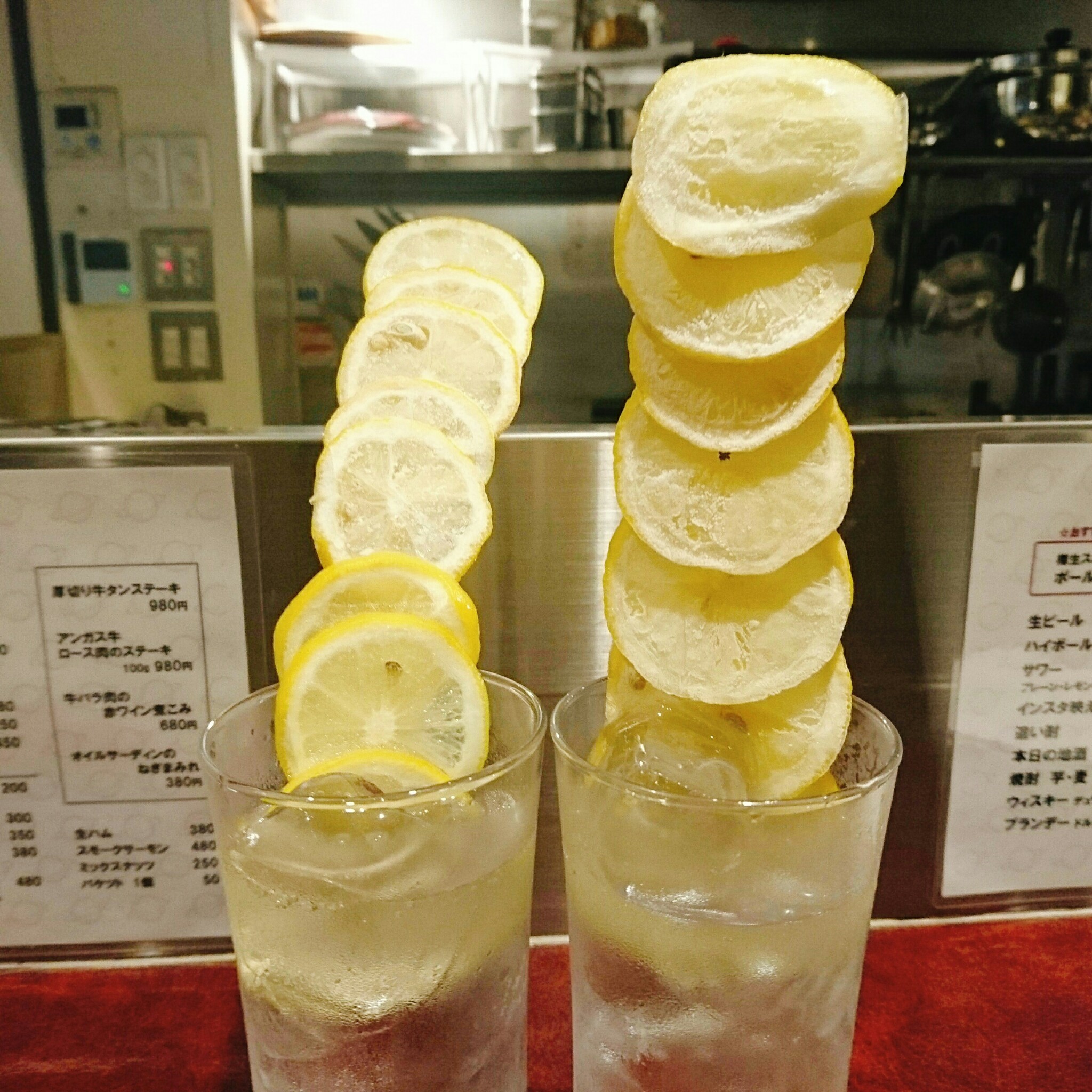 宇宙と描いてSAKABAとよむ 三宮